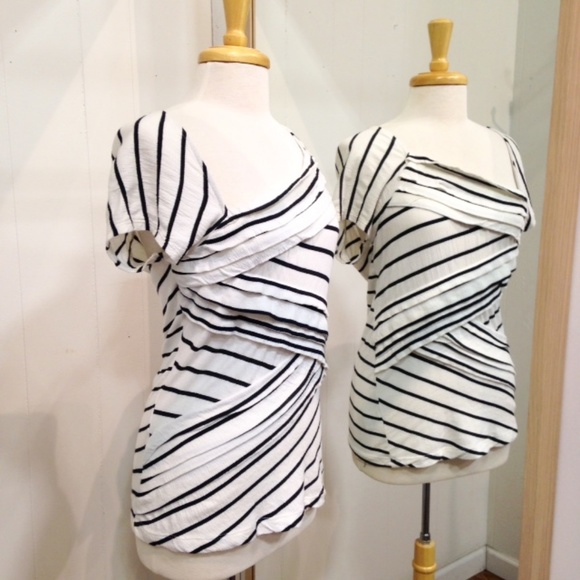 SOLD Anthropologie Postmark Striped Ruffle Tee - Picture 4 of 6